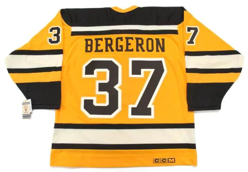 PATRICE BERGERON Boston Bruins 2010 CCM Vintage “Winter Classic” NHL Hockey Jersey 
