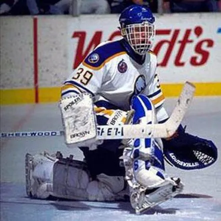 DOMINIK HASEK Buffalo Sabres 1994 Home CCM Vintage Throwback Hockey Jersey 