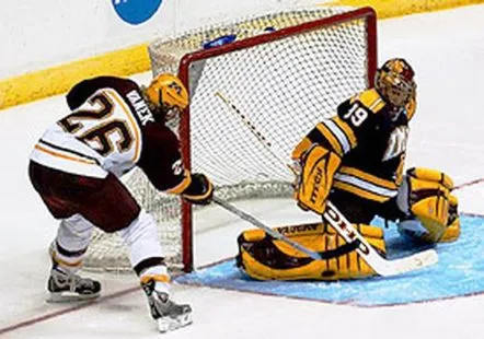 THOMAS VANEK Minnesota Gophers 2003 NCAA Throwback Hockey Jersey 