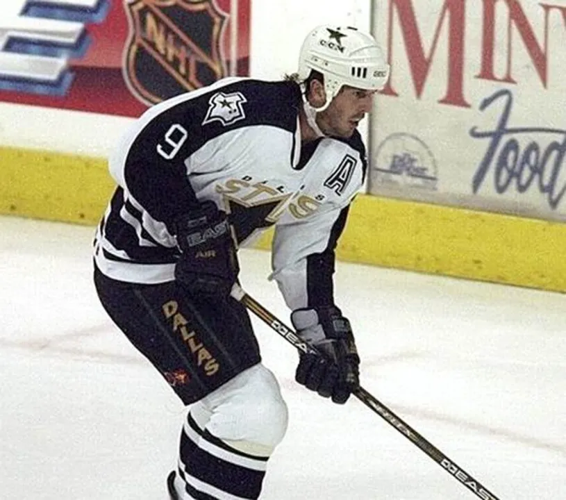 MIKE MODANO Dallas Stars 1996 Home CCM Throwback NHL Hockey Jersey 