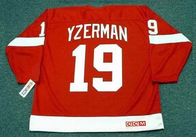STEVE YZERMAN Detroit Red Wings 2002 Away CCM Throwback Hockey Jersey 