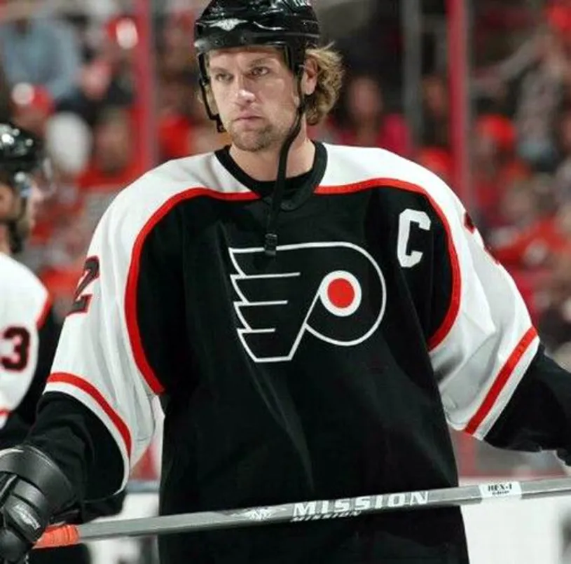 DERIAN HATCHER Philadelphia Flyers 2006 CCM Throwback NHL Hockey Jersey 