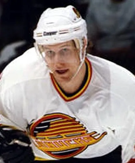 MARKUS NASLUND Vancouver Canucks 1996 CCM Vintage Home NHL Hockey Jersey 