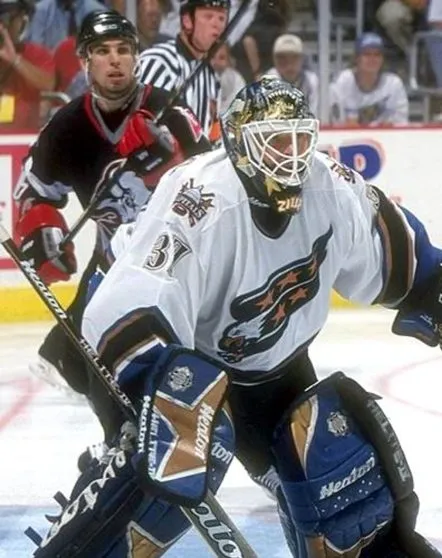 OLAF KOLZIG Washington Capitals 1998 CCM Vintage Home NHL Hockey Jersey 