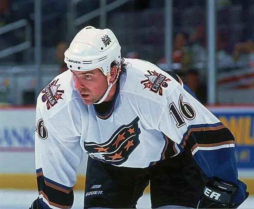 TREVOR LINDEN Washington Capitals 2001 CCM Vintage Home NHL Hockey Jersey 