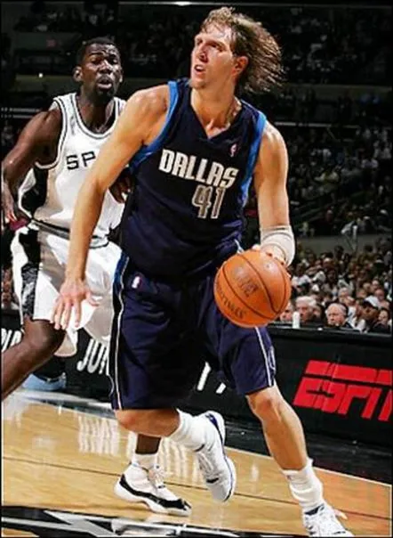 DIRK NOWITZKI Dallas Mavericks 2003 Away Reebok Throwback NBA Jersey 