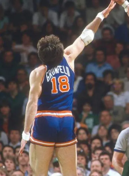 ERNIE GRUNFELD New York Knicks 1983 Throwback NBA Basketball Jersey 